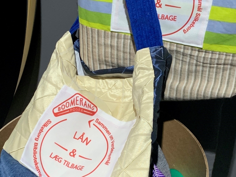 Boomerang Poser af genbruugsstof